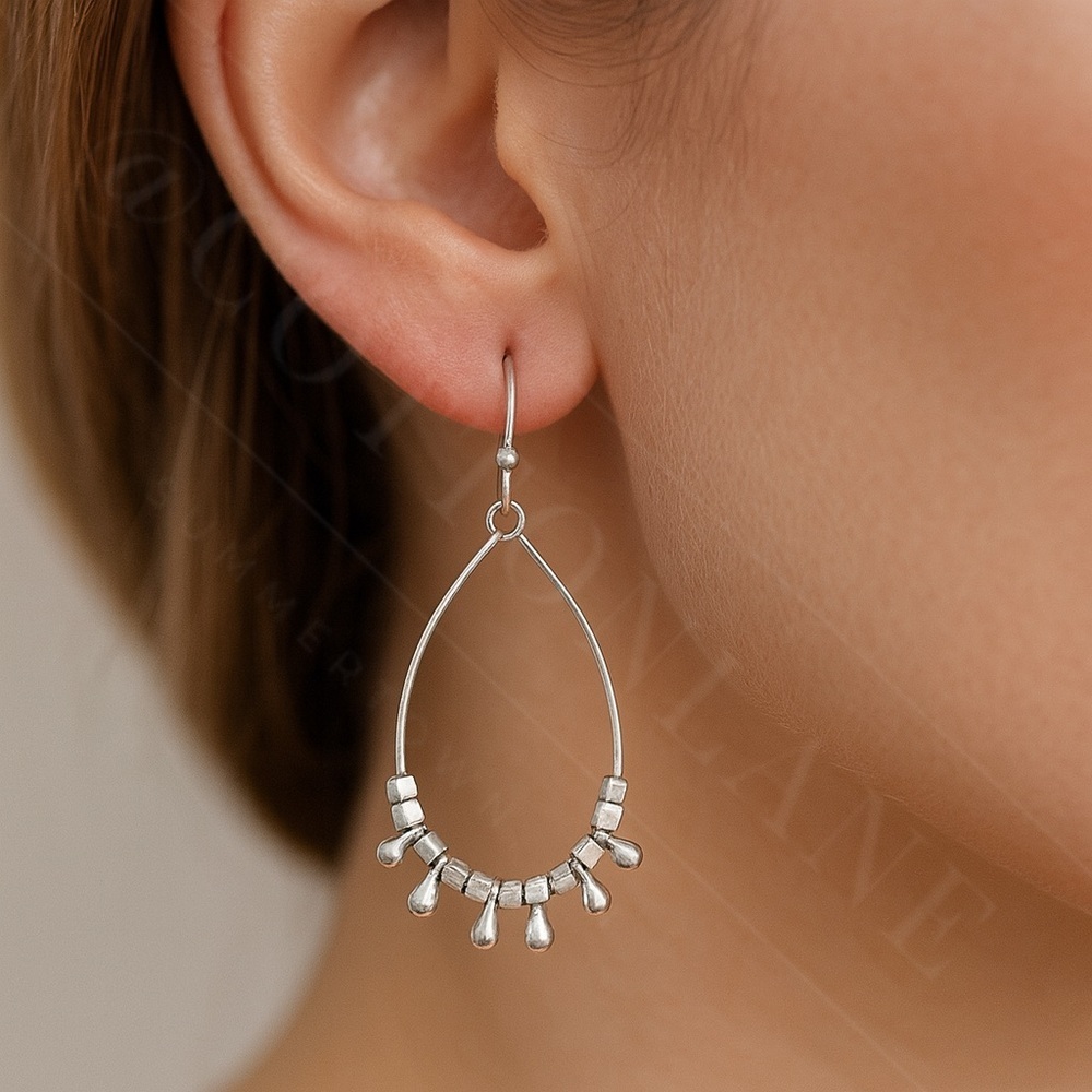 Marilyn Schiff Mareka Teardrop Silver Earrings
